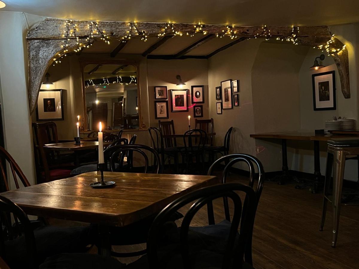 The Dukes Hotel Leighton Buzzard Bagian luar foto