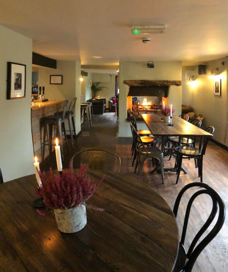 The Dukes Hotel Leighton Buzzard Bagian luar foto