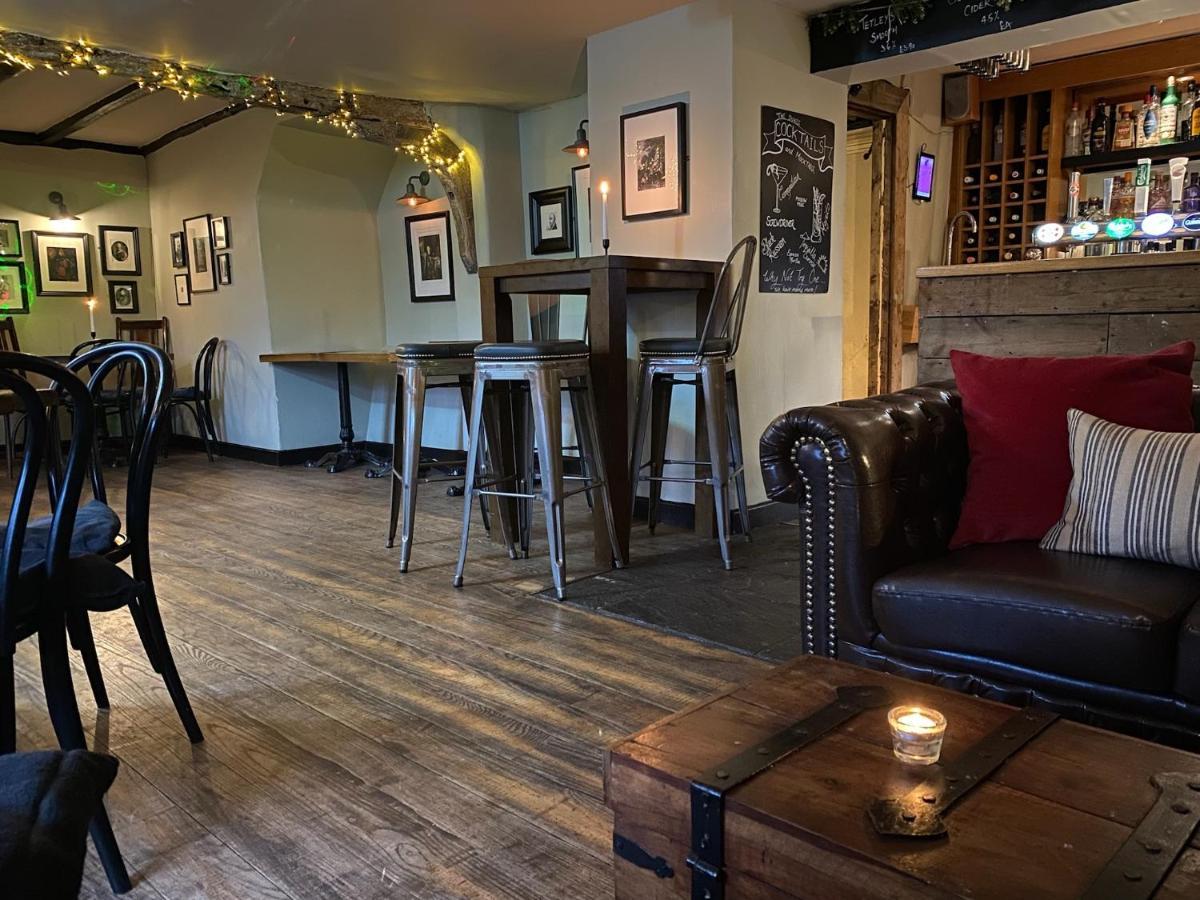 The Dukes Hotel Leighton Buzzard Bagian luar foto