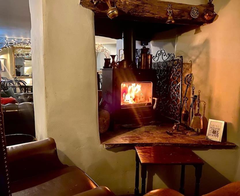 The Dukes Hotel Leighton Buzzard Bagian luar foto